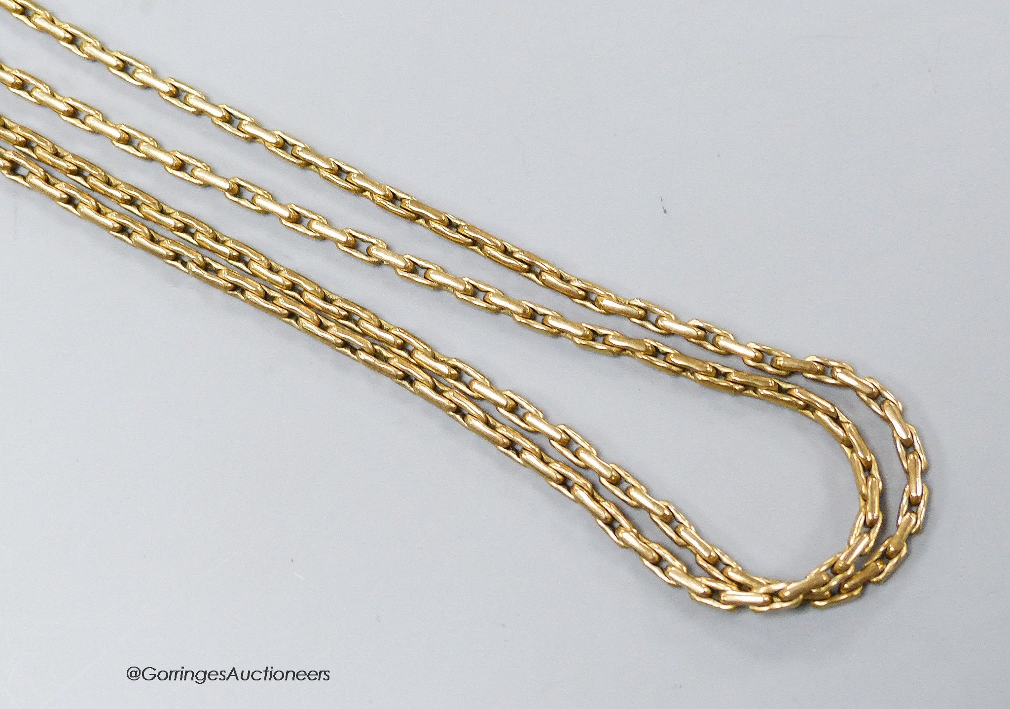 A 9ct yellow metal chain, 73cm, 21.7 grams.